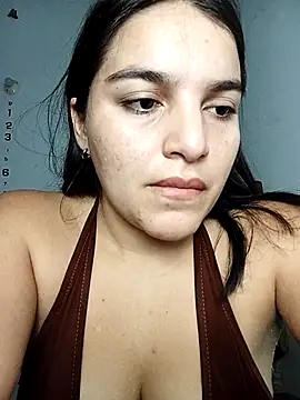 chloe 90 online show from September 18, 2025, 12:02 am