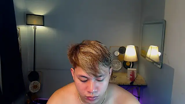 Urfucker drei online show from September 28, 2025, 9:05 am