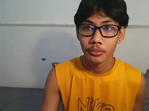 Snapshot of fucking_hot2 chatting on November 1, 2025, 11:15 am fucking hot2 online show from November 1, 2025, 11:15 am