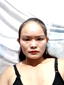 Snapshot of xinhxinhcute chatting on September 21, 2025, 4:28 am xinhxinhcute online show from September 21, 2025, 4:28 am