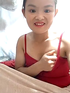 Snapshot of xinhxinhcute chatting on October 13, 2025, 3:08 am xinhxinhcute online show from October 13, 2025, 3:08 am