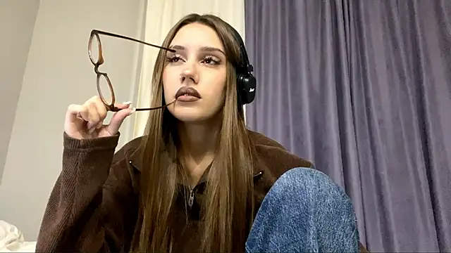 Milena Awesome online show from September 14, 2025, 7:14 pm