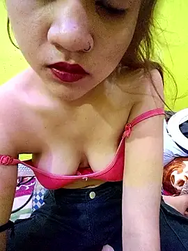 Snapshot of RUCHI__ chatting on October 28, 2025, 4:13 am RUCHI   online show from October 28, 2025, 4:13 am