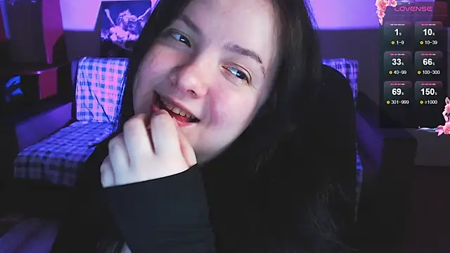 EmillyBones online show from March 11, 2026, 5:18 pm