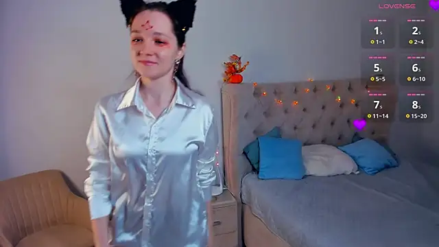 Snapshot of RolandaFolkes chatting on October 30, 2025, 4:44 am RolandaFolkes online show from October 30, 2025, 4:44 am