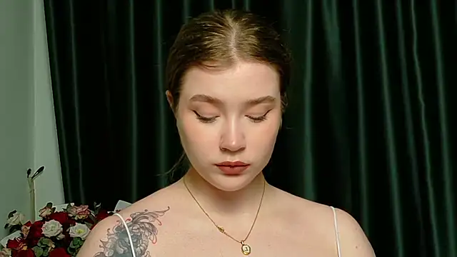 Snapshot of Rebecca_Lace chatting on October 9, 2025, 9:37 pm Rebecca Lace online show from October 9, 2025, 9:37 pm