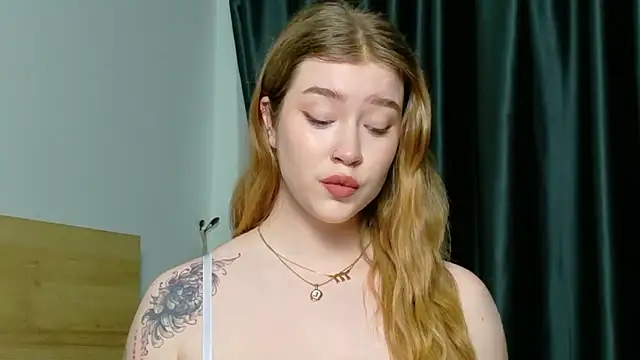 Snapshot of Rebecca_Lace chatting on September 19, 2025, 6:12 pm Rebecca Lace online show from September 19, 2025, 6:12 pm