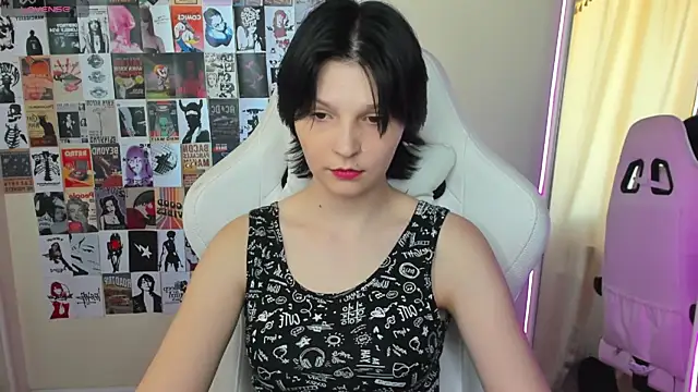 Snapshot of AudreyyKim chatting on September 19, 2025, 8:40 am AudreyyKim online show from September 19, 2025, 8:40 am