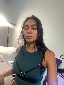 Snapshot of GiorgiaLuxee chatting on October 4, 2025, 10:11 pm GiorgiaLuxee online show from October 4, 2025, 10:11 pm