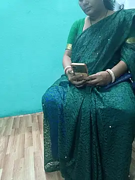 desi boudi87 online show from October 8, 2025, 1:01 pm