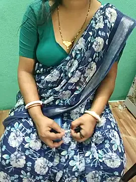 desi boudi87 online show from March 18, 2026, 10:18 am