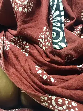 desi boudi87 online show from September 29, 2025, 11:43 pm