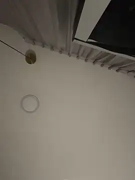 MAGIC TESSA online show from October 18, 2025, 3:03 pm