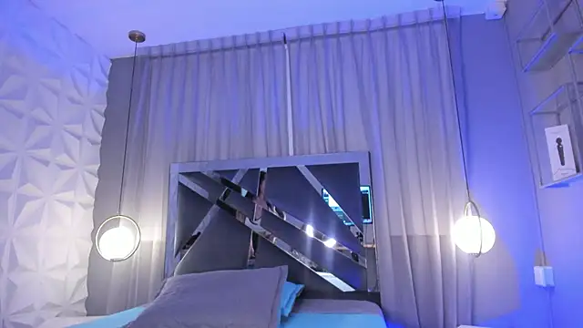 MAGIC TESSA online show from November 20, 2025, 7:14 pm