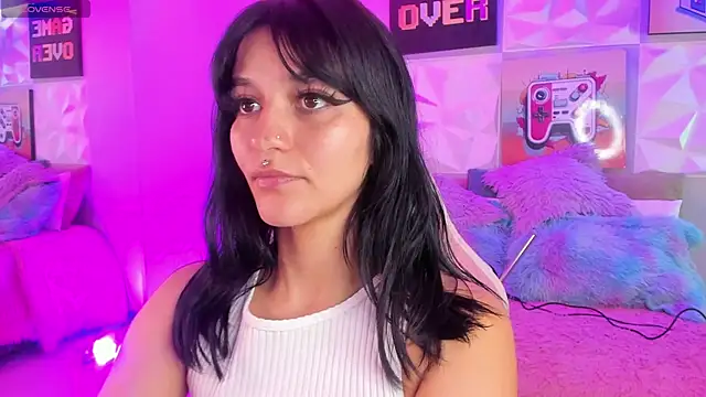 Snapshot of LindaWz_ chatting on October 7, 2025, 4:24 am LindaWz  online show from October 7, 2025, 4:24 am