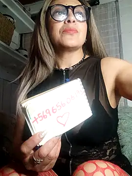 Snapshot of Gatithaaa chatting on October 9, 2025, 1:39 am Gatithaaa online show from October 9, 2025, 1:39 am