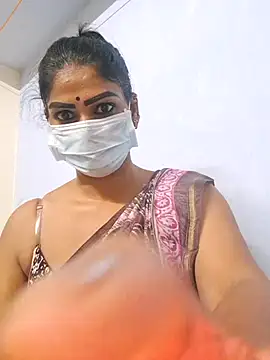 Snapshot of sherlin24 chatting on September 29, 2025, 5:07 pm sherlin24 online show from September 29, 2025, 5:07 pm