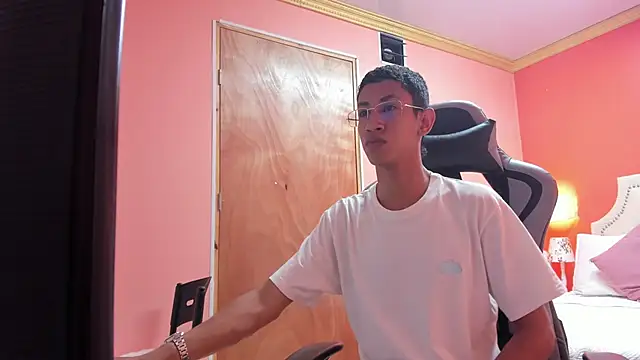 Jacob Milers online show from September 8, 2025, 2:38 pm
