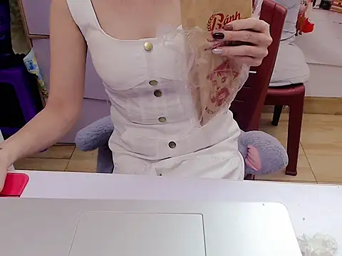 Funnygirl 9x online show from December 15, 2025, 1:33 am