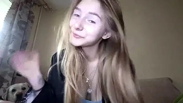 Nymera flare online show from October 6, 2025, 6:03 am