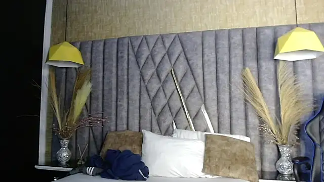 Snapshot of Boss_Domiinator chatting on September 29, 2025, 3:13 am Boss Domiinator online show from September 29, 2025, 3:13 am