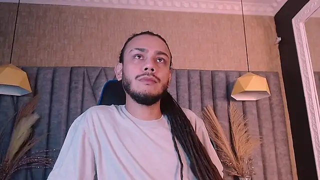 Snapshot of Boss_Domiinator chatting on September 24, 2025, 3:13 am Boss Domiinator online show from September 24, 2025, 3:13 am