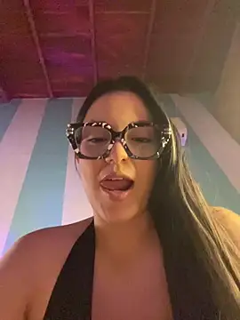 alilith online show from April 17, 2026, 11:18 pm