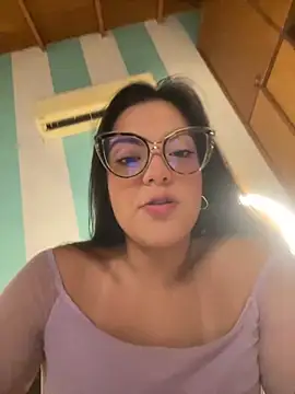 alilith online show from October 19, 2025, 9:06 pm