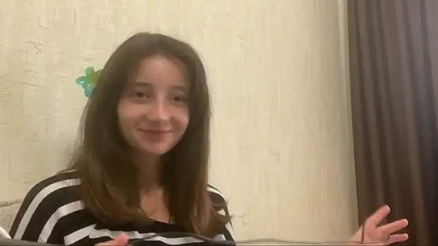 Cutie Emilia online show from September 10, 2025, 1:10 pm
