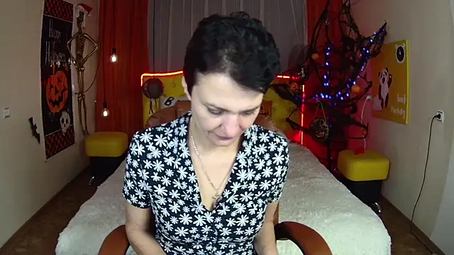 Snapshot of AvaSaturnian chatting on October 20, 2025, 12:38 pm AvaSaturnian online show from October 20, 2025, 12:38 pm