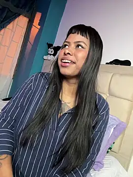 Michluxe 69 online show from February 2, 2026, 2:54 am