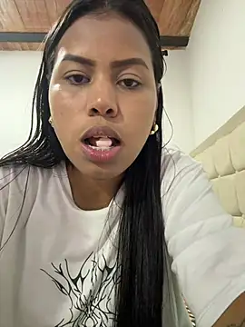 Michluxe 69 online show from January 11, 2026, 11:44 pm