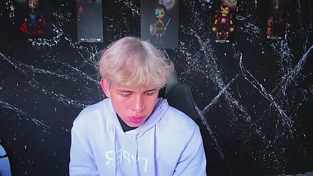 Snapshot of RyderStone_ chatting on October 9, 2025, 1:22 pm RyderStone  online show from October 9, 2025, 1:22 pm