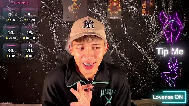 Snapshot of RyderStone_ chatting on October 28, 2025, 4:46 am RyderStone  online show from October 28, 2025, 4:46 am