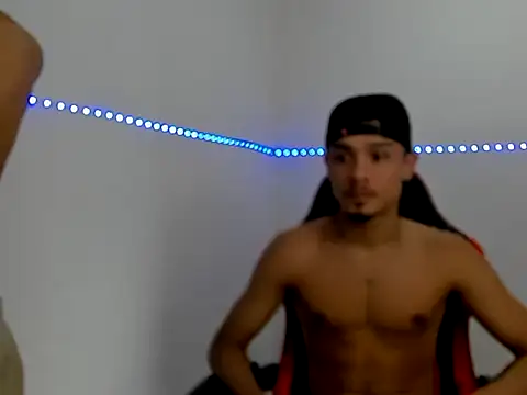 Snapshot of dilan_abraham12 chatting on October 18, 2025, 7:27 pm dilan abraham12 online show from October 18, 2025, 7:27 pm