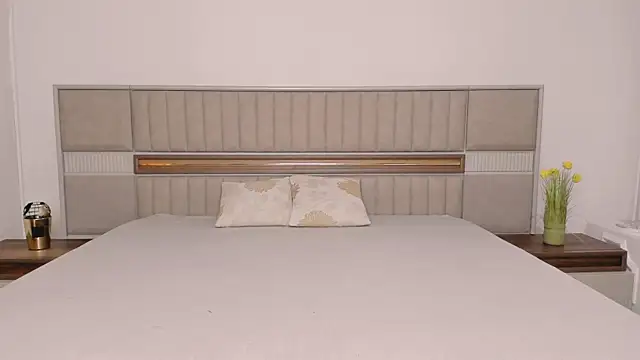 Snapshot of ClaudiaMilf chatting on September 27, 2025, 9:10 pm ClaudiaMilf online show from September 27, 2025, 9:10 pm