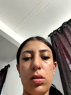Alice Smith7 online show from September 17, 2025, 7:38 pm