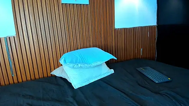 Snapshot of Juan_contreras chatting on October 24, 2025, 11:53 am Juan contreras online show from October 24, 2025, 11:53 am