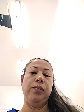 Madisson-04  online show from September 17, 2025, 6:21 pm