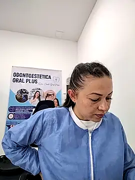 Madisson-04  online show from November 8, 2025, 7:39 pm