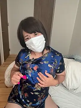 Snapshot of hanachan_001 chatting on October 29, 2025, 6:01 am hanachan 001 online show from October 29, 2025, 6:01 am