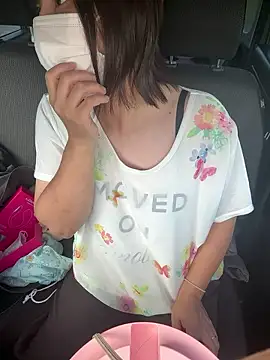 Snapshot of hanachan_001 chatting on October 10, 2025, 12:55 am hanachan 001 online show from October 10, 2025, 12:55 am