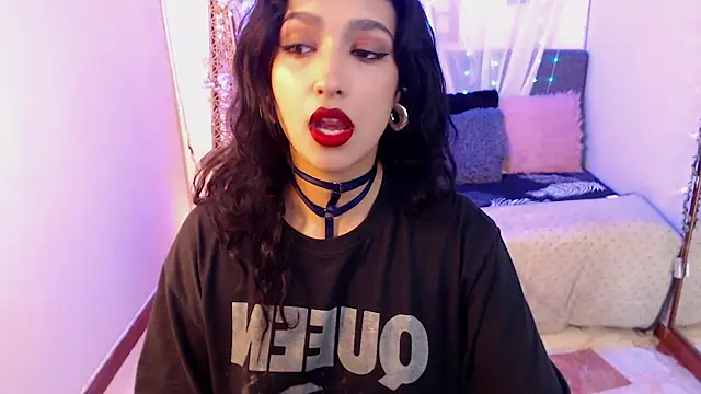 Cleofox  online show from September 19, 2025, 10:47 pm