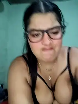 Snapshot of Cat_Hot_Party chatting on October 25, 2025, 3:17 am Cat Hot Party online show from October 25, 2025, 3:17 am