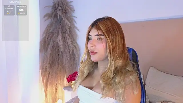 Snapshot of dahiana_marin chatting on November 24, 2025, 8:31 pm dahiana marin online show from November 24, 2025, 8:31 pm