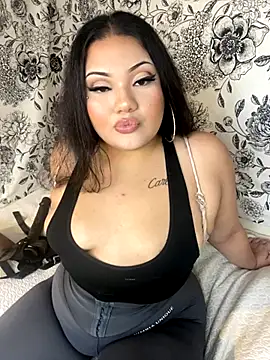 Goddesssiena online show from September 9, 2025, 1:31 pm