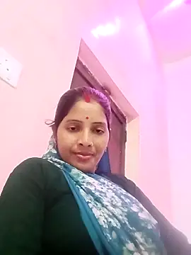 Snapshot of Sharma_pooja chatting on October 28, 2025, 3:22 pm Sharma pooja online show from October 28, 2025, 3:22 pm