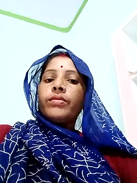 Snapshot of Sharma_pooja chatting on October 23, 2025, 12:20 am Sharma pooja online show from October 23, 2025, 12:20 am