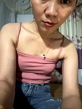 Almond-cute online show from September 12, 2025, 4:07 pm
