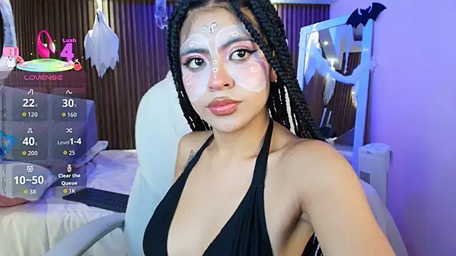 AlanaWalker9 online show from October 18, 2025, 3:52 am